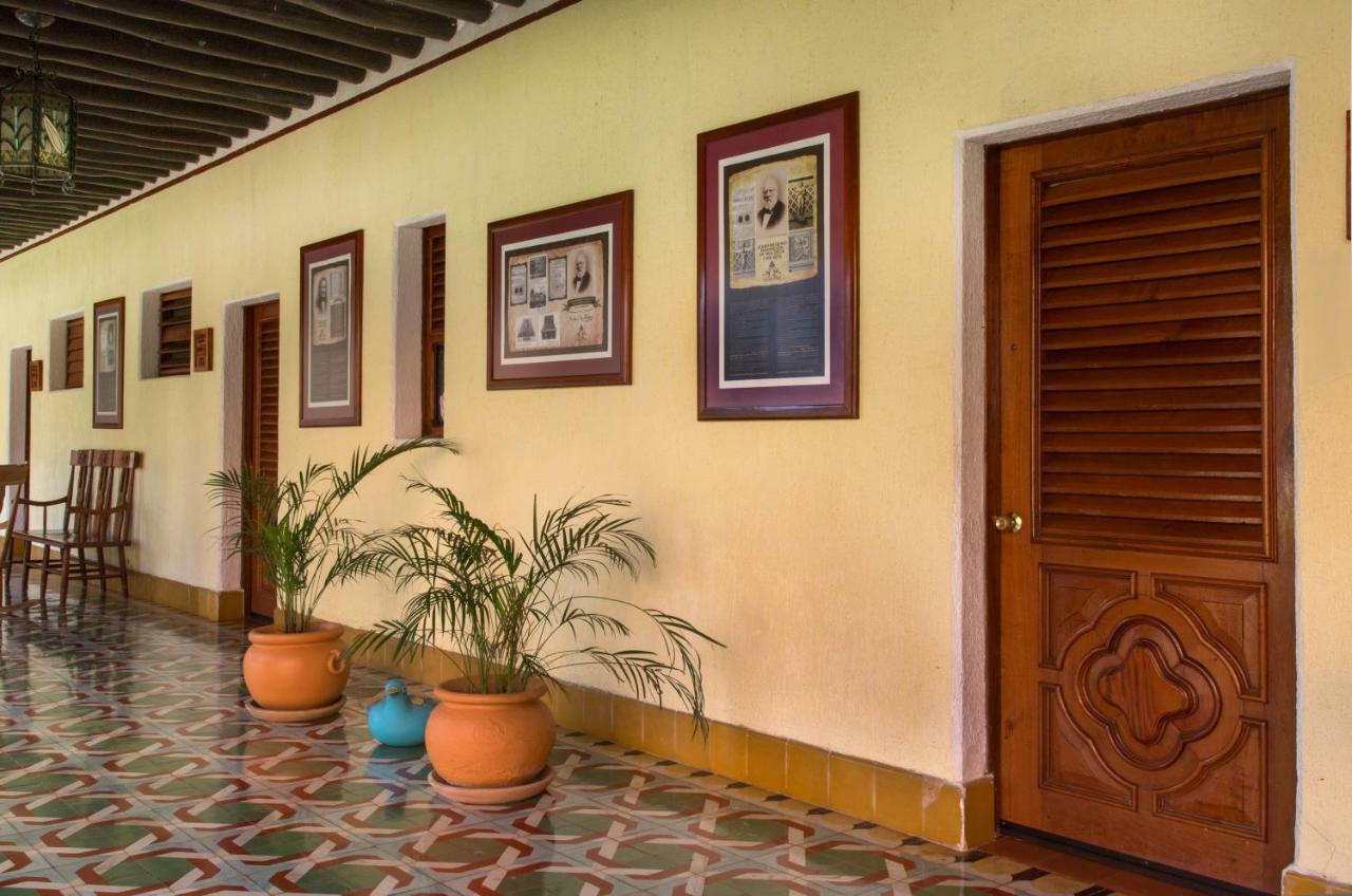 Hotel Hacienda Plantation&museum